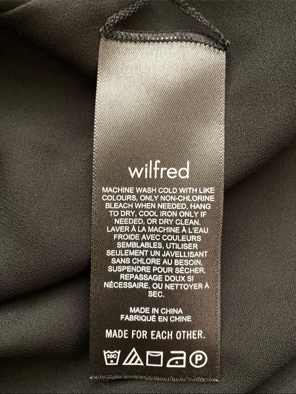 Aritzia Wilfred twirl pleated skirt - Picture 3 of 8